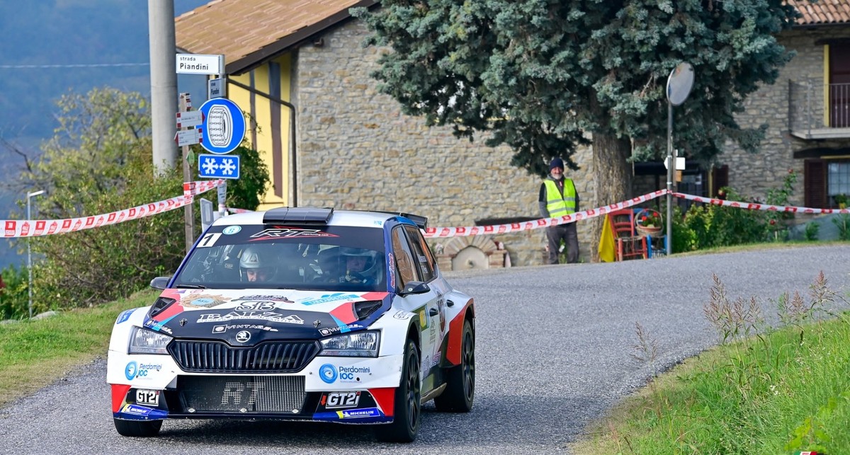 Il Pilota Di Neive Massimo Marasso Dargento Al Rally Delle Merende