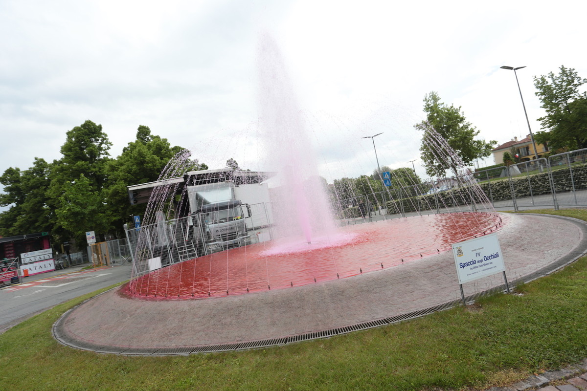 Giro D Italia Fossano Si Prepara Ad Accogliere L Arrivo Della Terza