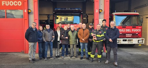 La consegna della termocamera ai Vigili del Fuoco volontari di Bra