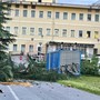 Temporale abbatte pianta nel parco dell’ospedale Carle di Cuneo