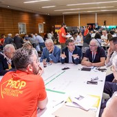 La giornata di confronto tenuta nel giugno scorso a Grinzane (foto Lavezzo)