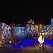 A Mondovì il Natale è nell'aria con il mapping immersivo &quot;Luci a Piazza&quot; dedicato alle mongolfiere