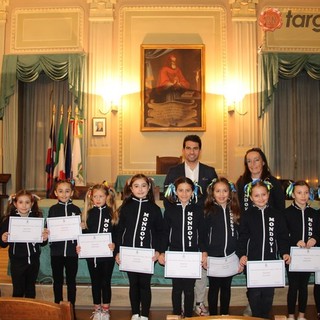 Premiate in Comune le giovani atlete della Ginnastica Mondovì [FOTOGALLERY]