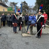 Lo scoprimento della targa per Mario Rossi