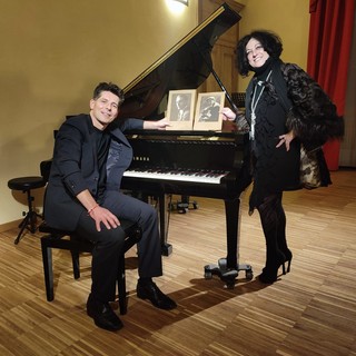 La soprano Maria Claudia Bergantin con il pianista Sebastian Roggero