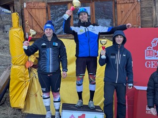 Nelle foto le premiazioni del primo Slalom FIS-NJR di Limone