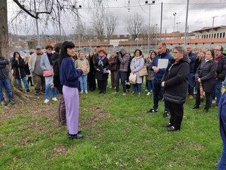 I diversi momenti della partecipata cerimonia tenuta ieri nel piazzale Beausoleil