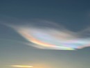 Il solstizio d'inverno regala lo spettacolo delle nubi iridescenti anche nel Saluzzese [FOTO]