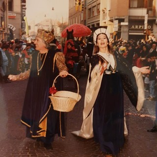 Armando Ambrogio e Maura Forneris, nei panni di Robaldo de Braida e Madonna Beatrice ai tempi del Carlevé ëd Bra