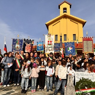 Sentita e partecipata cerimonia al Sacrario partigiano di Bastia con la premiazione del concorso sulla Resistenza [FOTO E VIDEO]