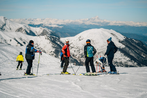 La Polonia sceglie la neve di Limone Piemonte: con il volo Cuneo-Katowice attesi duemila nuovi turisti [VIDEO]