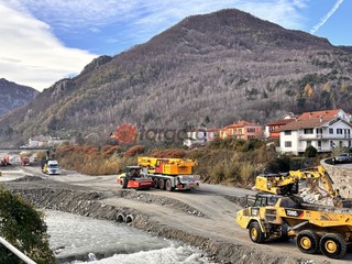 In corso la rimozione della passerella Bailey