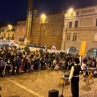 Grande successo per la decima edizione di “Questo è Halloween” a Carmagnola, sostenuta da Banca Territori del Monviso