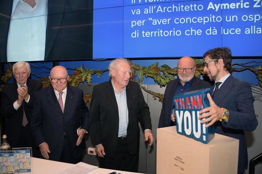 All'architetto Aymeric Zublena il Premio Gratitudine &quot;per aver concepito un ospedale di territorio che dà luce alla cura”