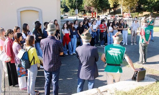 Studenti liceo De Amicis al Memoriale