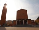 La chiesa di Cristo Re presente nella piazza omonima ad Alba