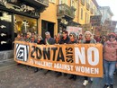 Alba dice no alla violenza sulle donne con il corteo targato Zonta (FOTO E VIDEO)