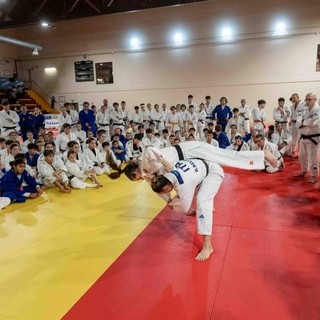 Golden Tour a Leini: i ragazzi del Kodokan Cuneo incontrano Alice Bellandi