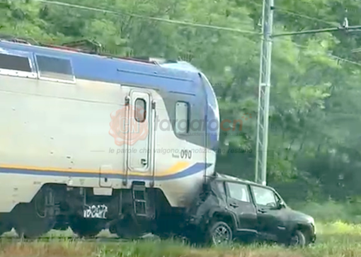 L'incidente questa mattina sulla linea ferroviaria Alba-Bra