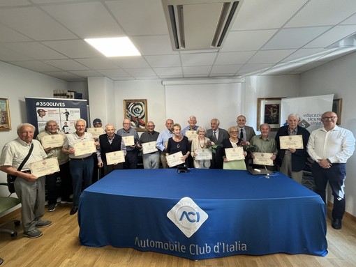 L’Automobile Club Cuneo ha premiato “pionieri” e “super pionieri” della guida della provincia di Cuneo