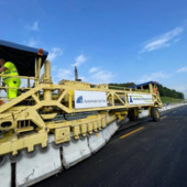 Nel dettaglio, grazie all’utilizzo del “Barrier Systems”, la concessionaria garantirà nel tratto in questione sulla carreggiata sud due corsie di marcia in direzione Torino, dalle 12 della domenica alle 14 di lunedì, e altrettante corsie in direzione Savona, dalle 14 di lunedì alle 12 di domenica