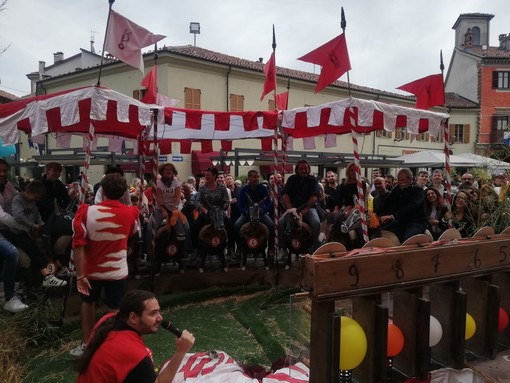 Baccanale, la festa è riuscita: ad Alba piazze piene, divertimento ed entusiasmo