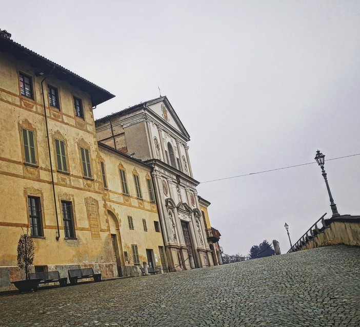 La chiesa dei Battuti Bianchi a Bra