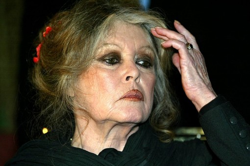 Brigitte Bardot scrive al medico dei ricci di Novello: &quot;Innamorata del vostro Centro&quot;