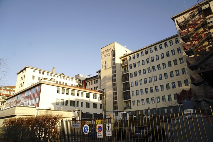 L'ospedale Santa Croce di Cuneo (foto Mattia Benozzi)