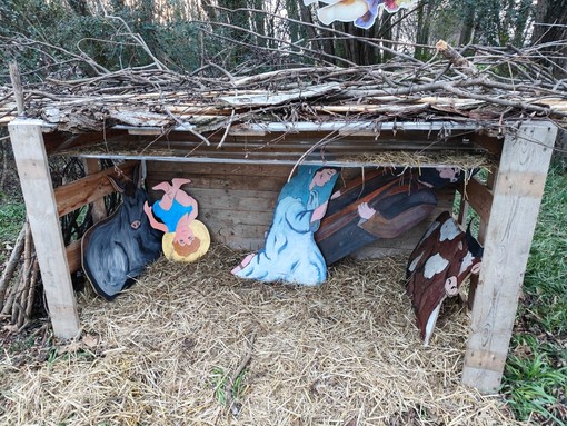 Il presepe sul ponte Po di Cardè recentemento vandalizzato