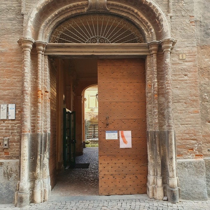 Cuneo, a &quot;Selme - Si Espandono Le Mie Emozioni&quot; incontro con l'artista Domenico Olivero