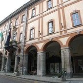 Il palazzo del municipio di Cuneo
