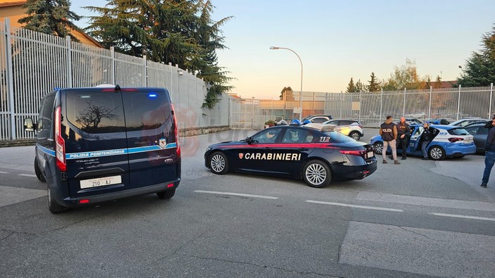 La protesta al carcere di Cuneo di lunedì 11 novembre