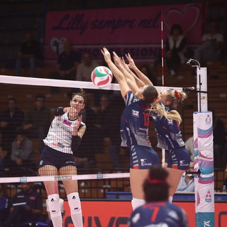 Una immagine relativa al match disputato all'andata (foto sito legavolleyfemminile)