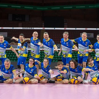 La squadra dell'Acqua S.Bernardo Cuneo Sitting Volley 2025 (Foto Ciribirigì)