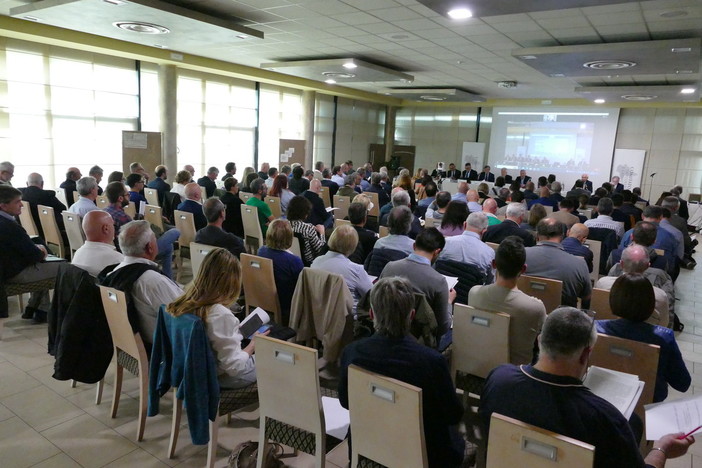 Cherasco, la situazione urbanistica regionale al centro del convegno promosso dal Comitato Regionale dei Collegi Geometri e G.L. del Piemonte