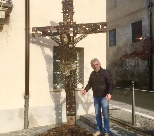 A Farigliano approda &quot;Io sono la chiave&quot;, l'ultima scultura di Franco Sebastiano Alessandria