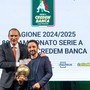 Carlo Cerutti premiato dall'AD della Lega Pallavolo Serie A Massimo Righi