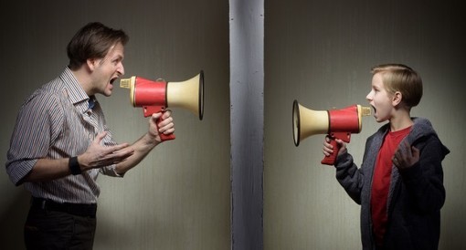 Adolescenza e Genitori: la comunicazione, Aiuto!