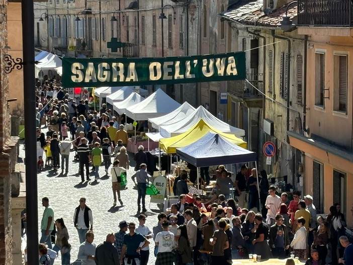 La Sagra dell'Uva Quagliano ha richiamato un vasto pubblico a Costigliole Saluzzo [Foto]