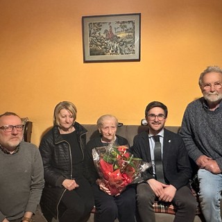 Il sindaco di Alba ha festeggiato i 102 anni della concittadina Laura Cane