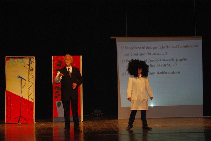 “Circolare!!! Regole per la patente ambientale”: nuovo spettacolo della compagnia Magog al Teatro sociale di Alba