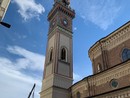 Il campanile della chiesa del Sacro Cuore è tornato a splendere