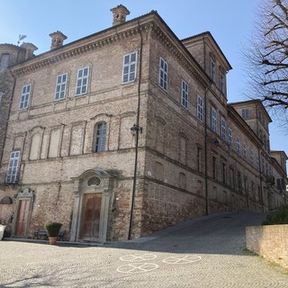 Al Castello di Magliano Alfieri l’estate dura tutto l’anno