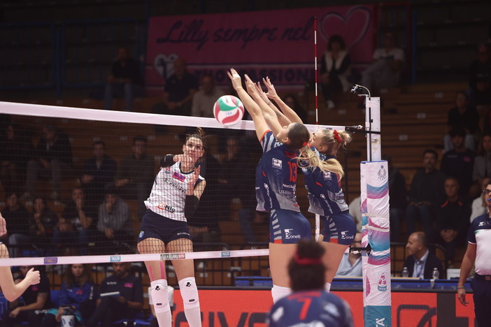 Una immagine relativa al match disputato all'andata (foto sito legavolleyfemminile)