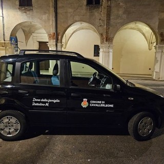 L'auto solidale donata al Comune dalla famiglia Rattalino