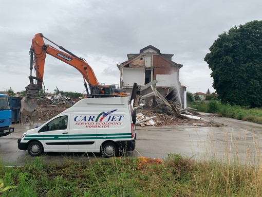 Iniziati i lavori dell'ultimo edificio rimasto nell'ex area Enel di Cuneo