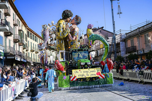 Il gruppo di Cavour ha vinto il “Carnevale delle 2 Province”