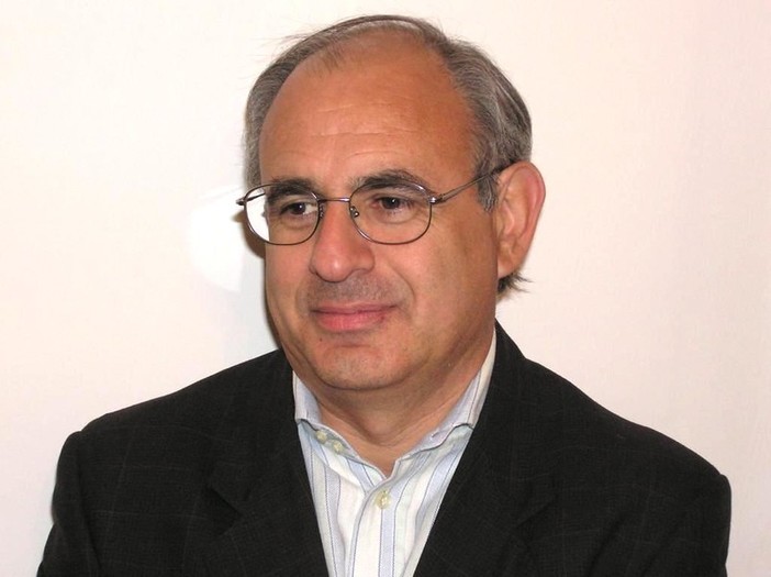 Il sindaco dimissionario Elio Sorba: era stato eletto nel maggio 2019