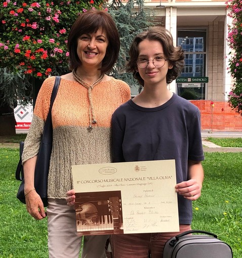 Concorso Nazionale “Villa Oliva” di Cassano Magnago, primo premio alla cuneese Elisa De Pandis